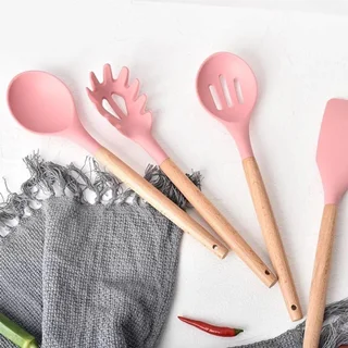 سرویس کفگیر ملاقه 12 پارچه سیلیکونی نسوز با استند