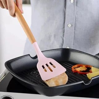 سرویس کفگیر ملاقه 12 پارچه سیلیکونی نسوز با استند